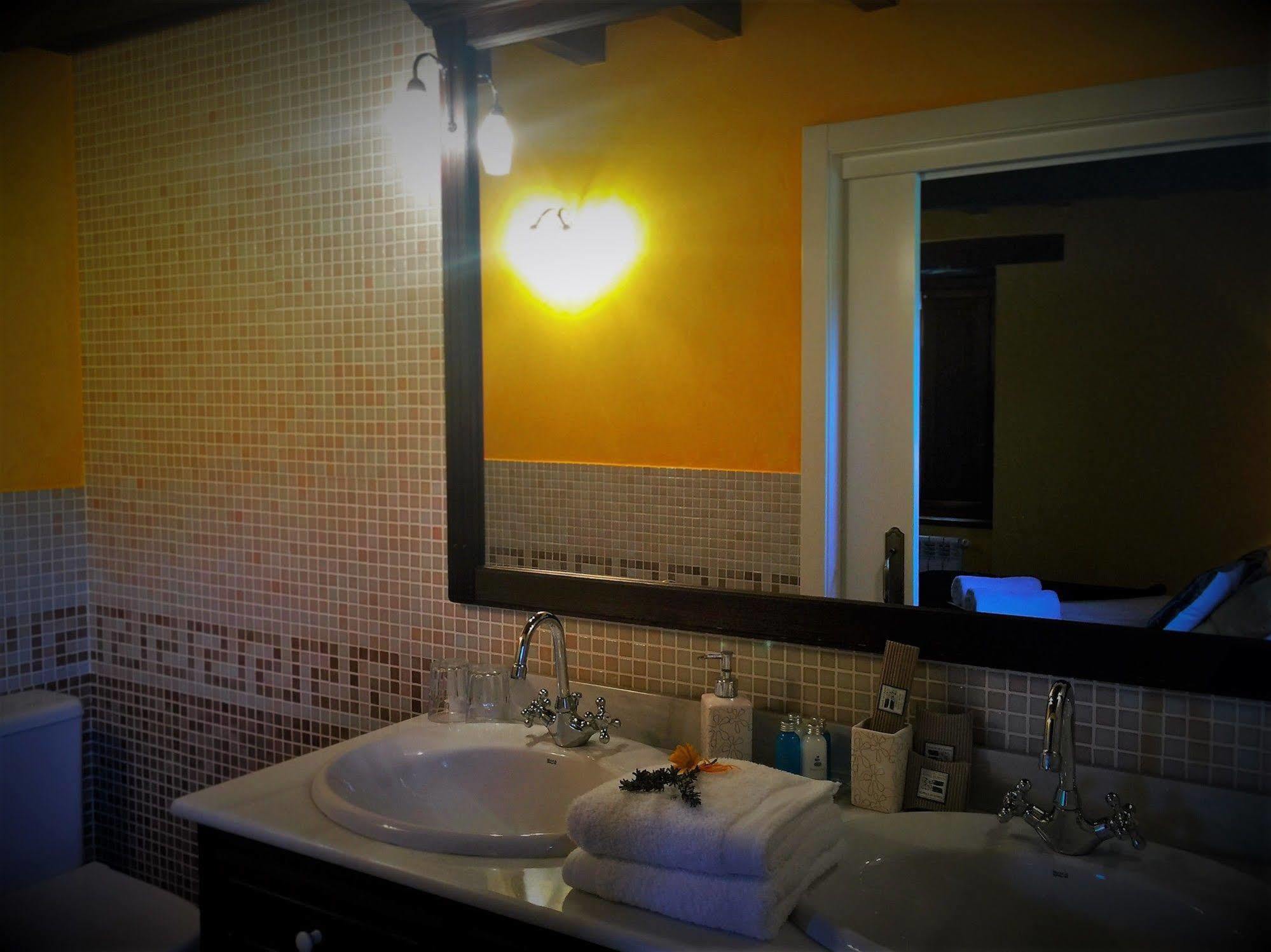 Os Tres Teixos Hotel Adelan Luaran gambar