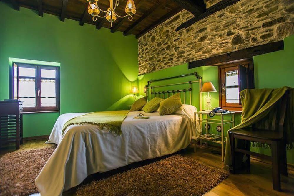 Os Tres Teixos Hotel Adelan Luaran gambar
